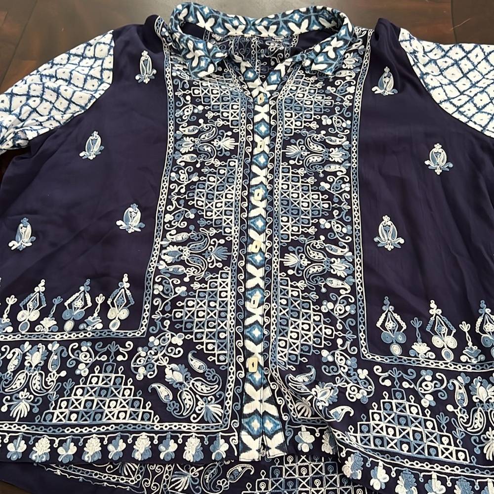 John Mark Woven Embroidered Tie Dye Print Wire Collar 3/4 Sleeve Button Tunic - Picture 10 of 16
